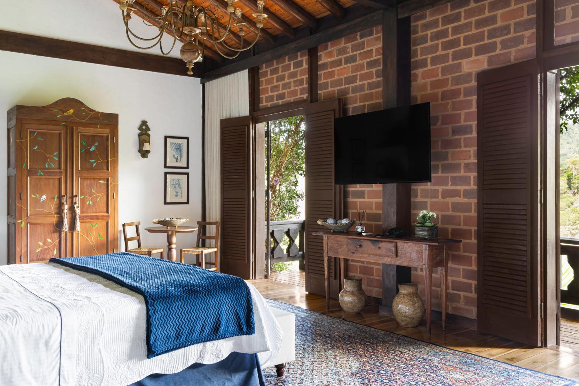 Pedra Azul Inn 3*