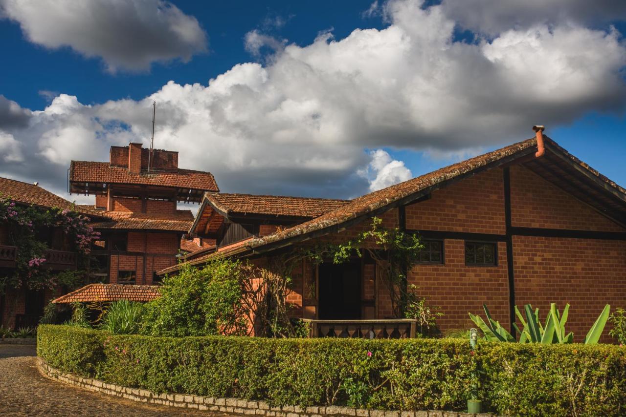 Pedra Azul Inn