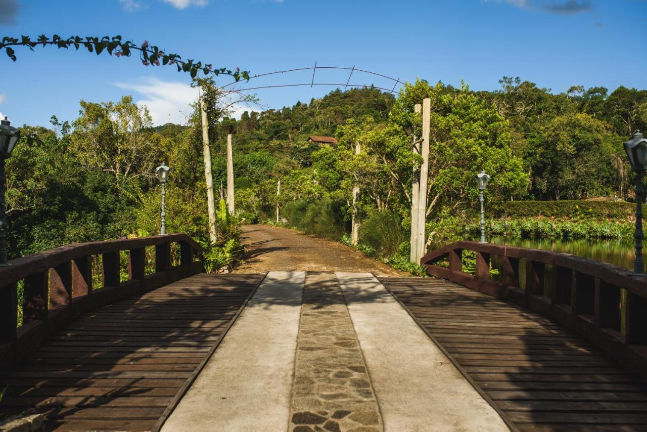 Pousada Pedra Azul Inn